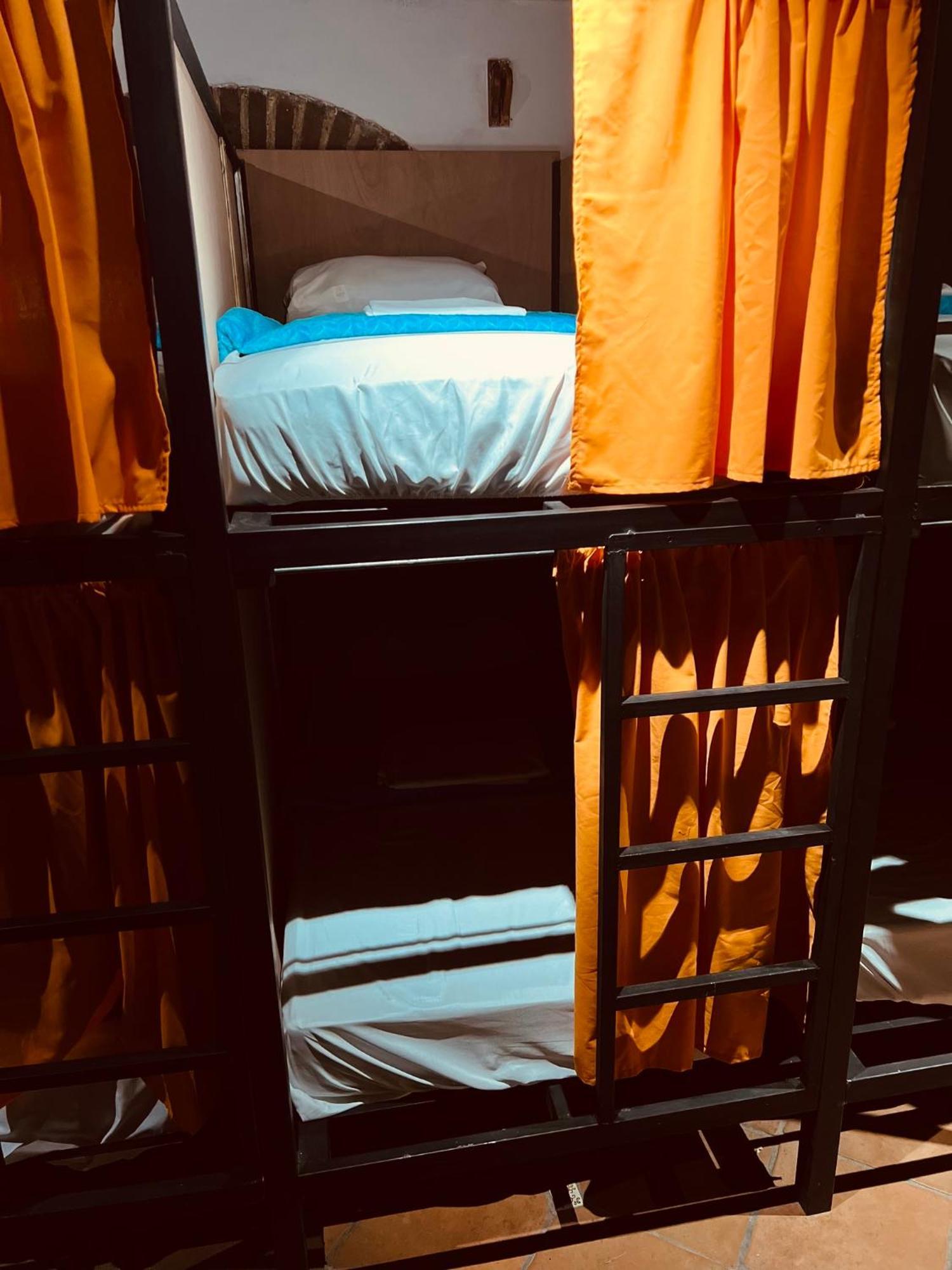 Feathers Hotel & Lounge 危地马拉安地瓜 外观 照片